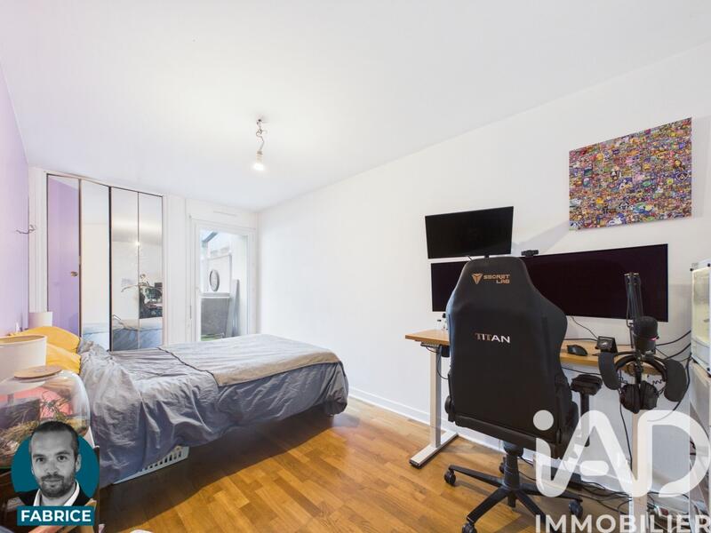 Appartement - 95 m² - 4 pièces