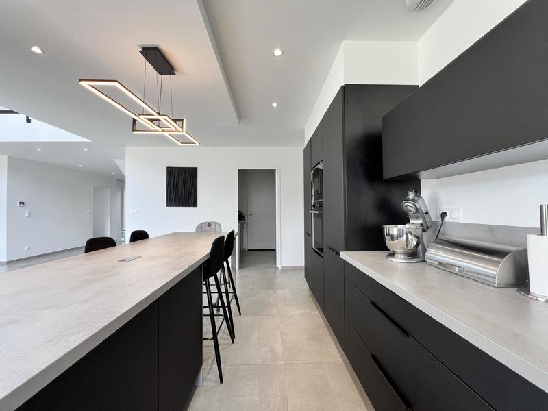 Maison contemporaine - 153 m² - 6 pièces