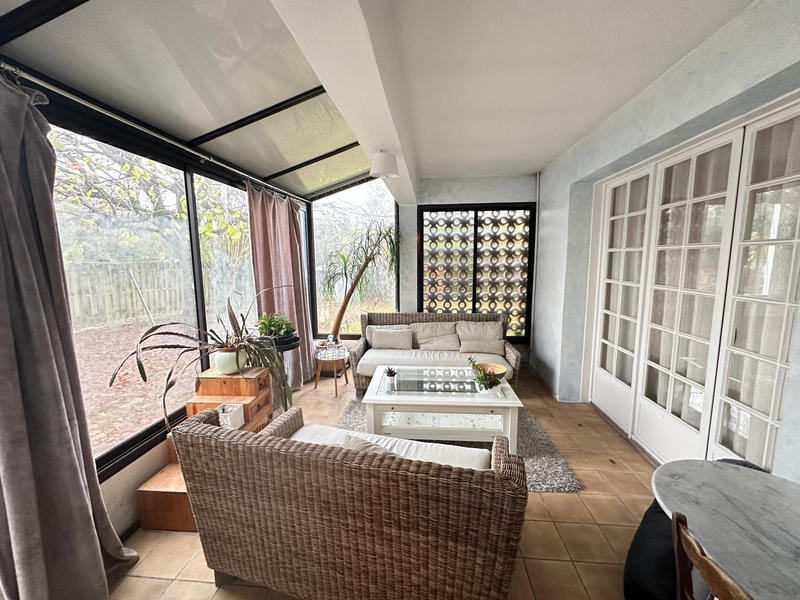 Propriété - 220 m² - 7 pièces