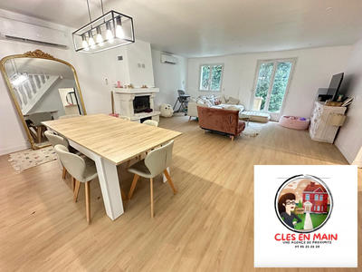 Maison traditionnelle - 125 m² - 6 pièces