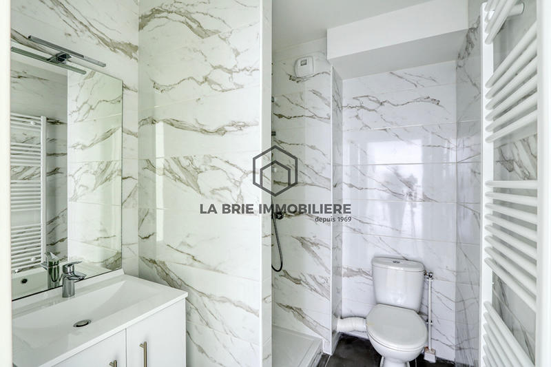 Appartement - 79 m² - 4 pièces