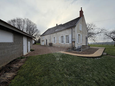 Maison - 102 m² - 4 pièces