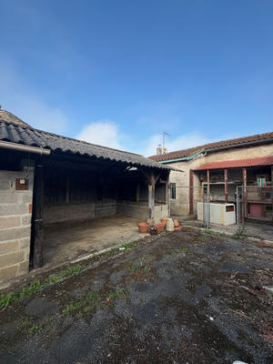 Maison de village - 105 m² - 5 pièces