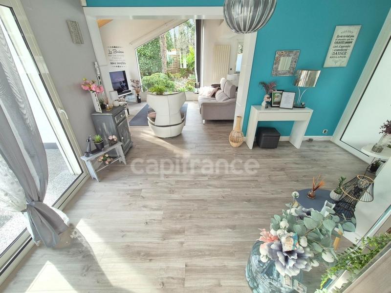 Maison - 170 m² - 5 pièces