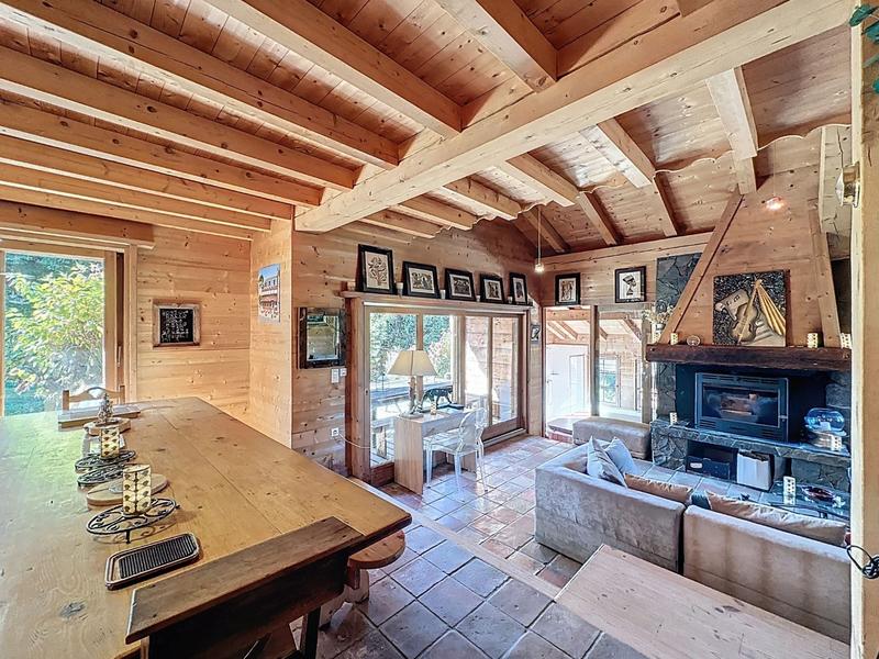 Châlet - 232 m² - 10 pièces