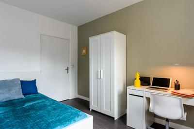 Chambre - 11 m² - 1 pièce