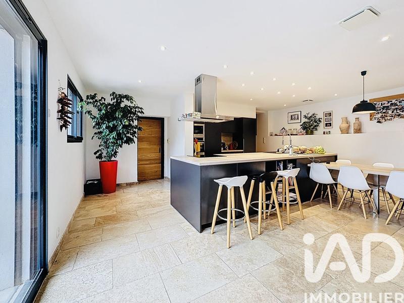 Maison - 152 m² - 5 pièces