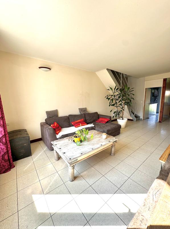 Maison - 95 m² - 5 pièces