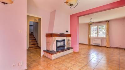 Maison - 97 m² - 4 pièces