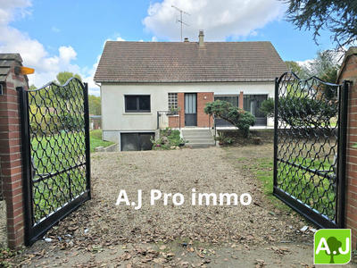 Maison traditionnelle - 131 m² - 6 pièces