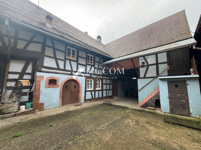 Corps de ferme - 142 m² - 6 pièces