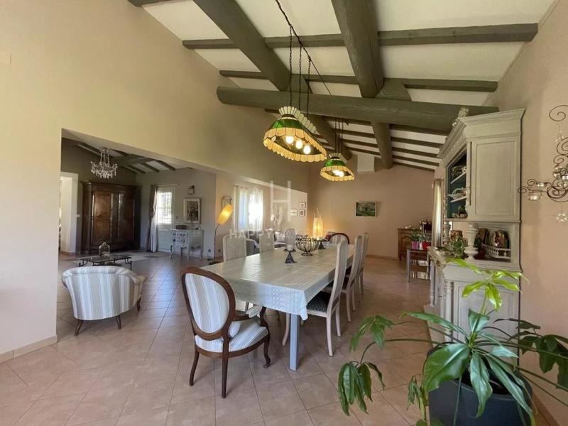 Villa - 218 m² - 7 pièces