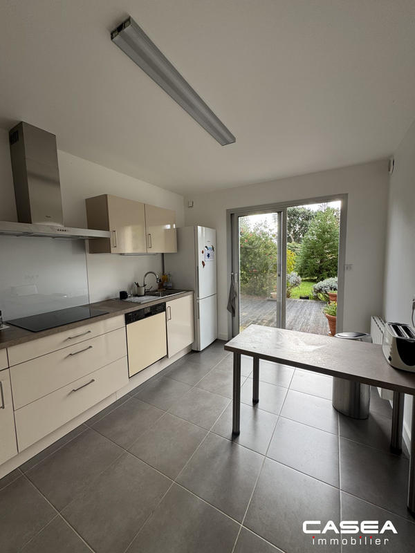 Maison - 147 m² - 8 pièces