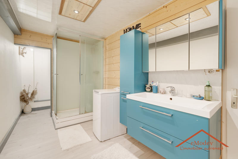 Local d'activités - 263 m²