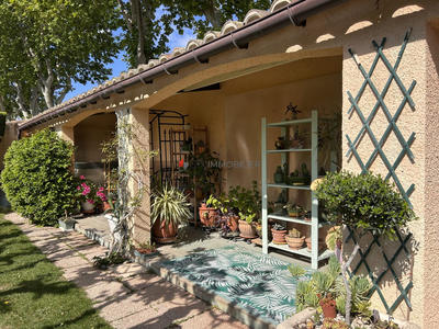 Maison traditionnelle - 200 m² - 7 pièces