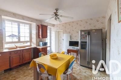 Maison - 147 m² - 6 pièces