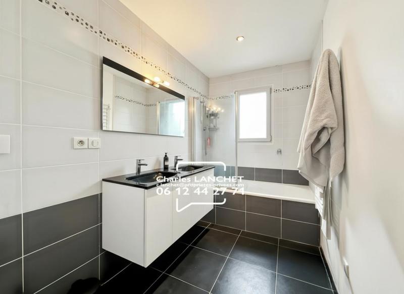 Maison - 108 m² - 5 pièces