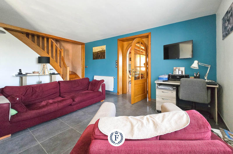 Propriété - 271 m² - 10 pièces