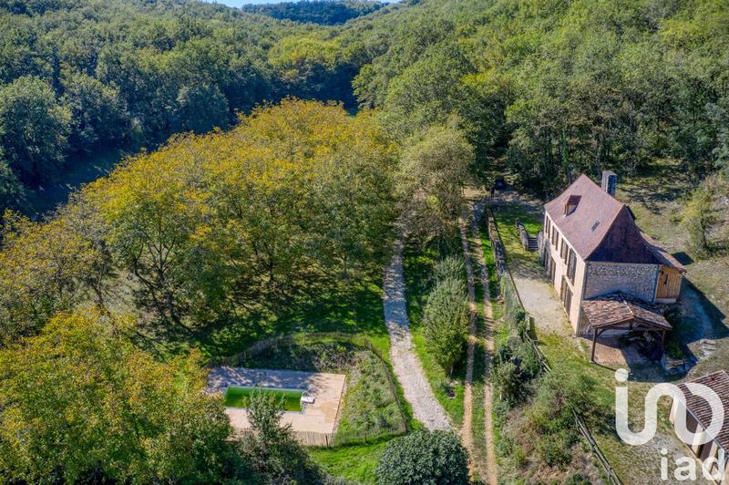 Maison - 180 m² - 7 pièces