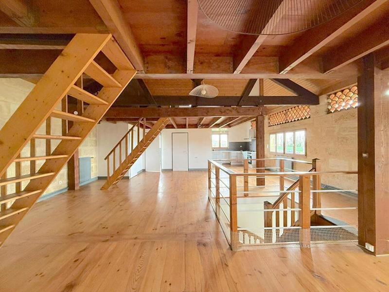 Maison - 162 m² - 3 pièces