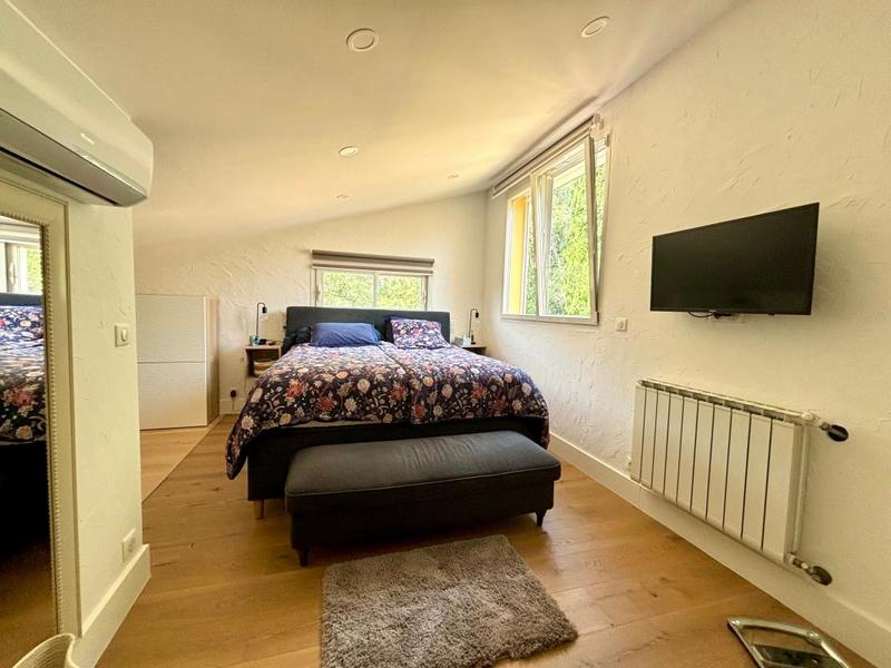 Maison - 167 m² - 5 pièces