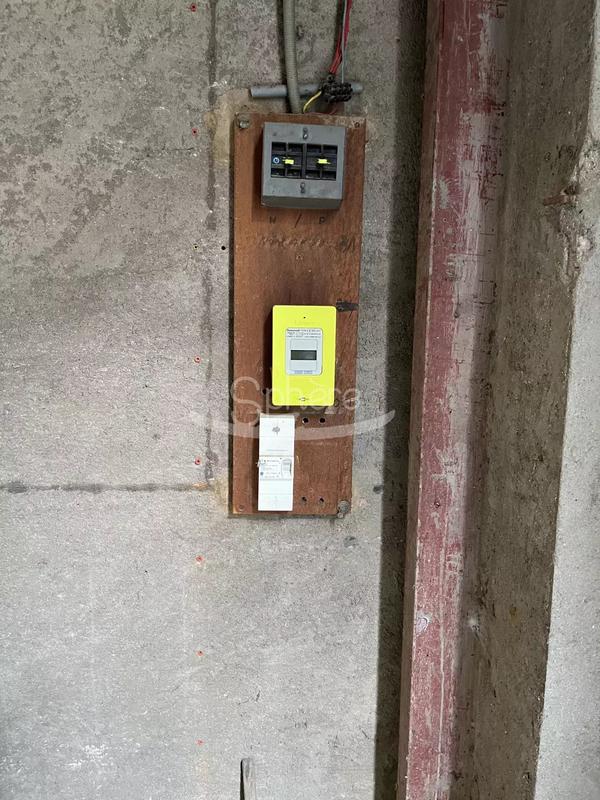 Hangar - 600 m² - 1 pièce