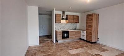 Maison - 85 m² - 5 pièces