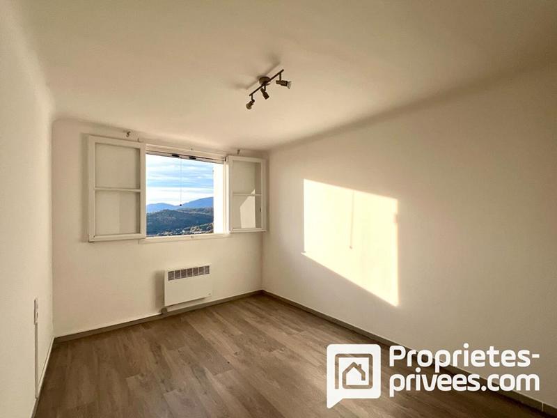 Appartement - 77 m² - 4 pièces