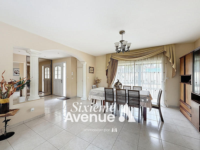 Maison - 160 m² - 6 pièces