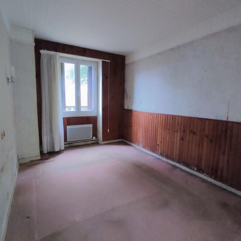 Maison - 111 m² - 6 pièces