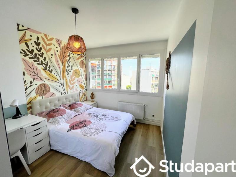 Chambre - 10 m² - 1 pièce