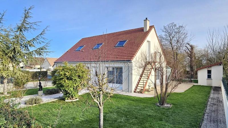 Maison - 160 m² - 5 pièces