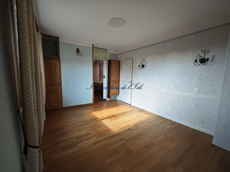 Maison - 175 m² - 6 pièces