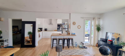 Villa - 130 m² - 4 pièces