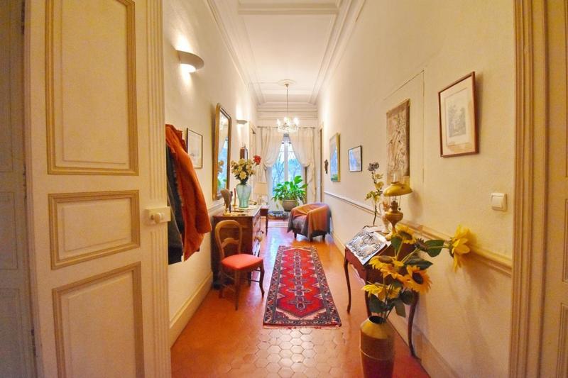 Appartement - 270 m² - 6 pièces