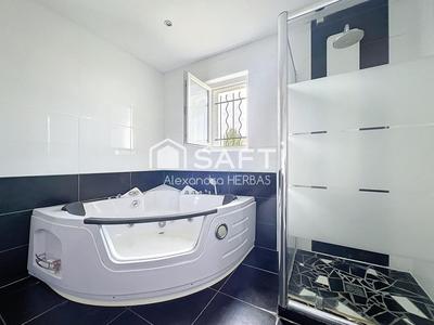 Maison - 135 m² - 5 pièces