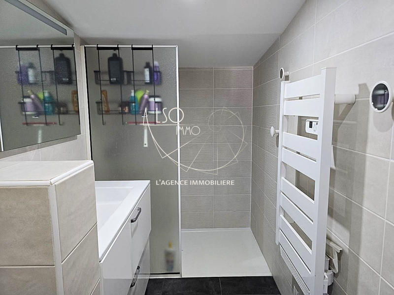 Maison - 244 m² - 7 pièces