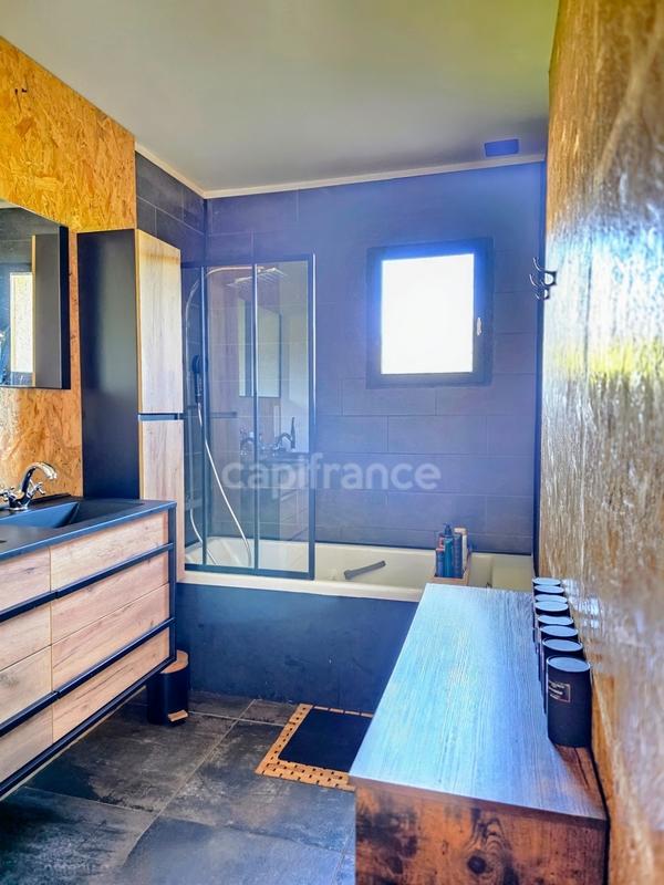 Pavillon - 96 m² - 4 pièces