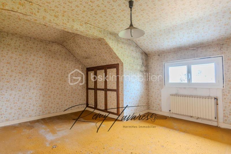 Maison traditionnelle - 95 m² - 4 pièces