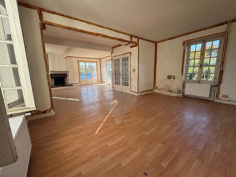 Maison - 187 m² - 6 pièces