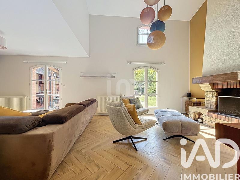 Maison - 206 m² - 9 pièces