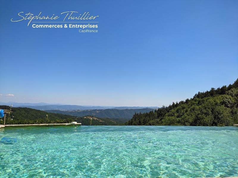 Fonds de commerce - 900 m²