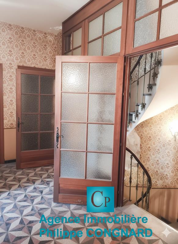 Immeuble - 250 m² - 8 pièces