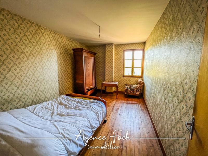 Maison ancienne - 210 m² - 6 pièces