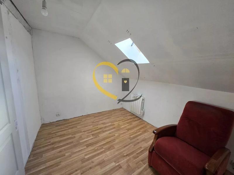 Maison - 226 m² - 11 pièces