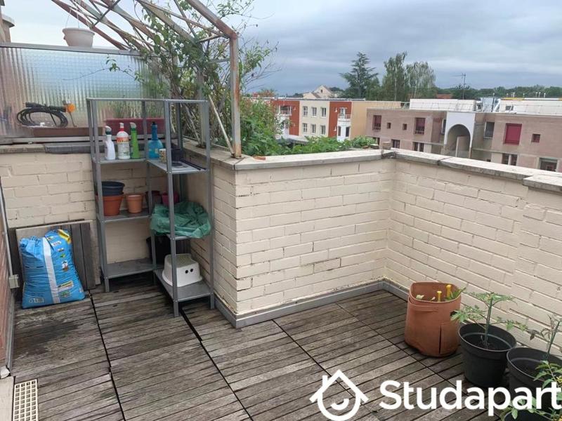 Chambre - 9 m² - 1 pièce