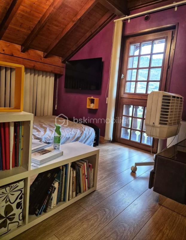 Maison - 195 m² - 8 pièces