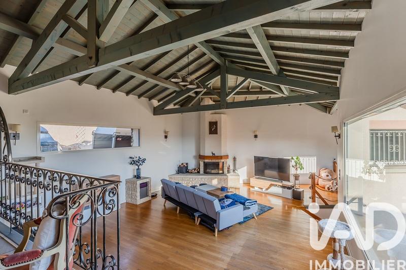 Maison - 175 m² - 6 pièces