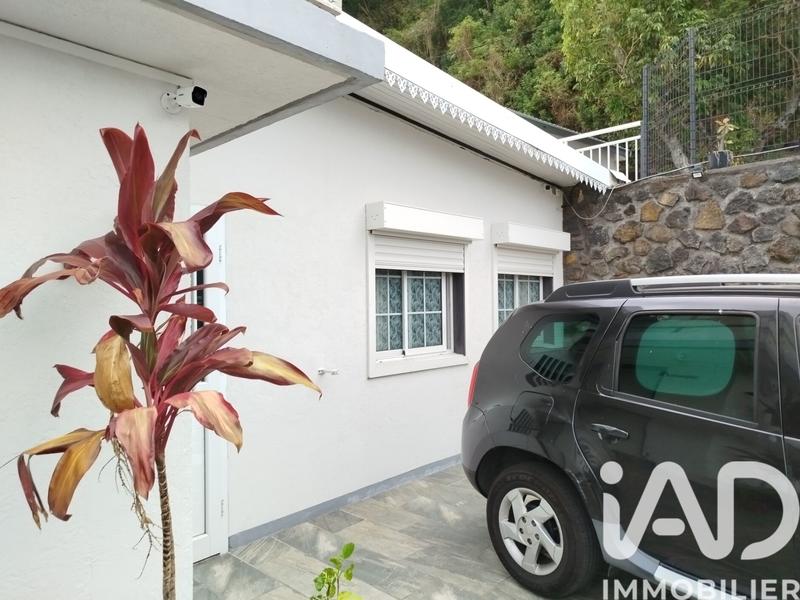 Maison - 185 m² - 7 pièces