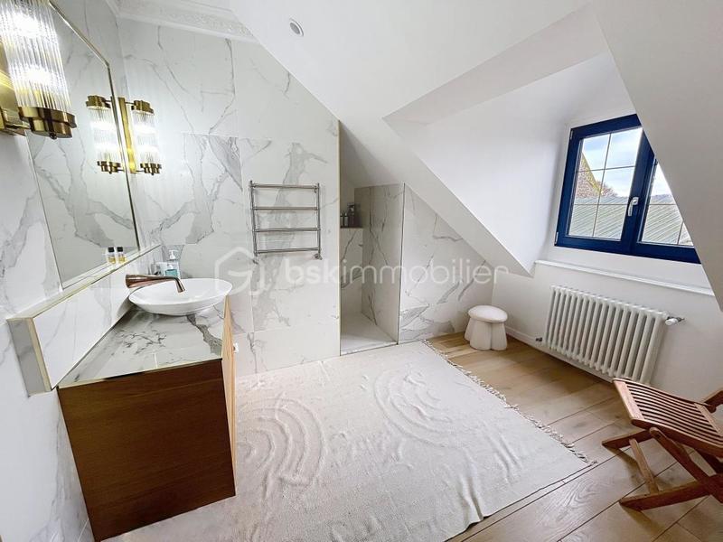 Maison de maîtres - 181 m² - 7 pièces